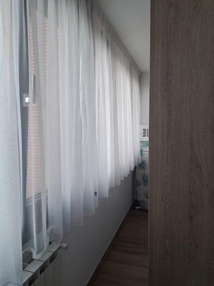 Apartament cu 2 camere decomandat, mobilat în Podul de Fier