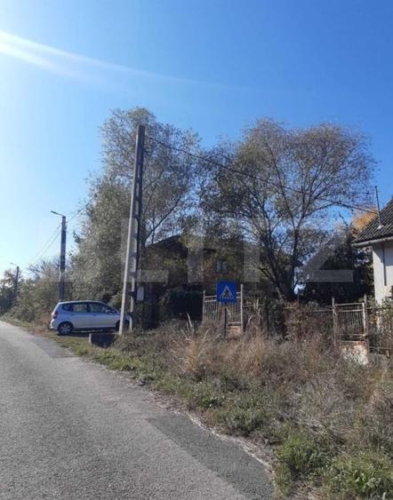 Casă individuală cu 8 camere cu Canalizare în Fârdea