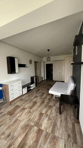 Garsonieră decomandată în Fundeni