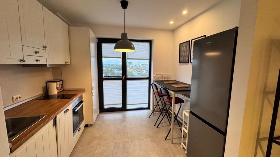Apartament cu 3 camere, mobilat în Theodor Pallady