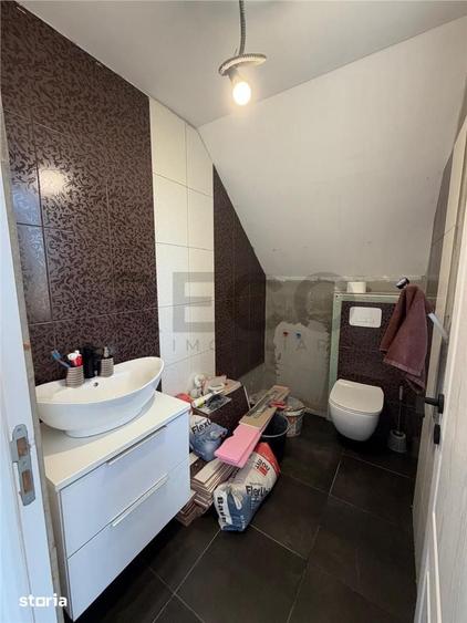 Casă cu 4 camere cu Teren 300 Mp în Sânmartin