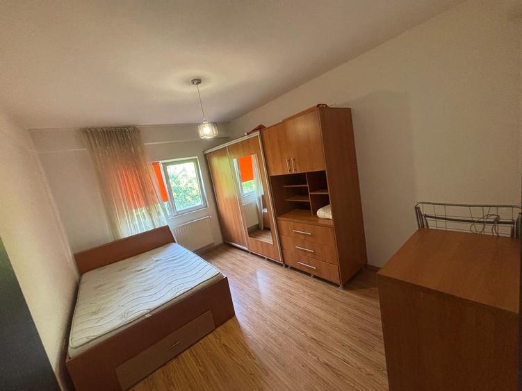 Apartament cu 2 camere semidecomandat în Militari