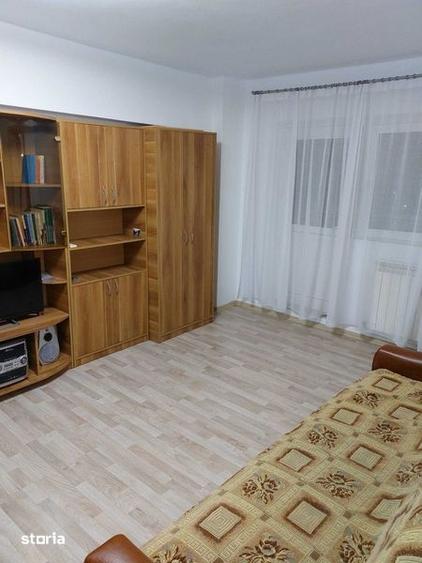 Apartament cu 3 camere în Muncii