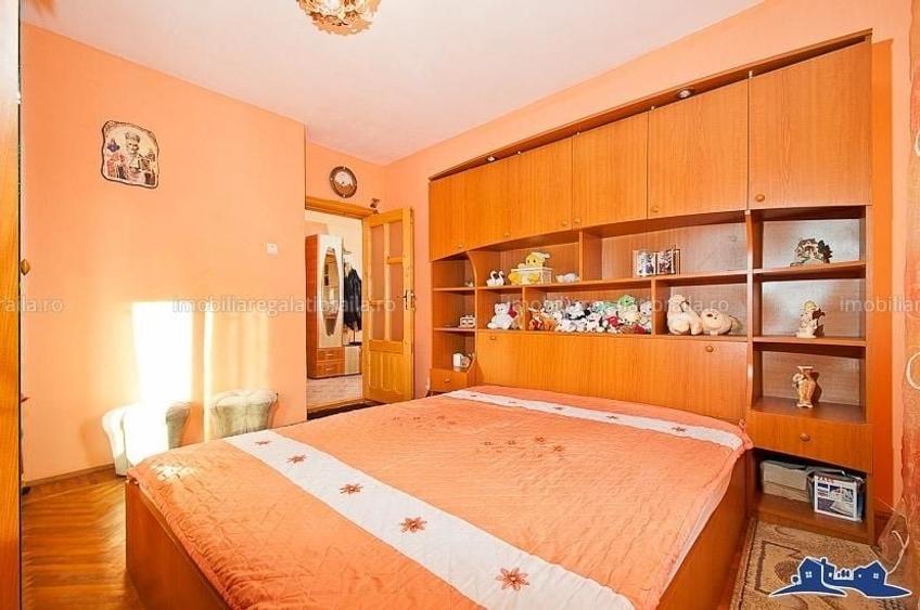 Apartament cu 2 camere decomandat în Sârbi