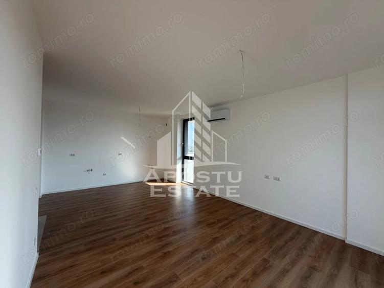 Apartament cu 2 camere decomandat în Torontalului