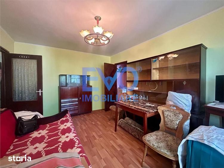 Apartament cu 3 camere semidecomandat în Dacia