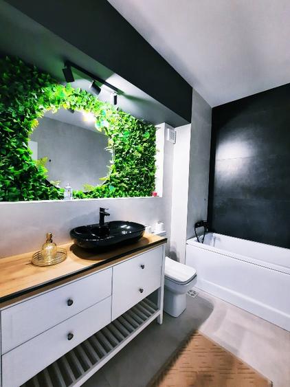 Apartament cu 3 camere decomandat în Tătărași