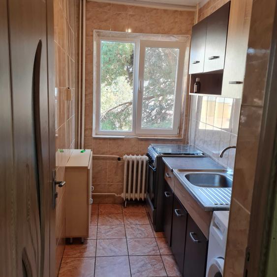 Apartament cu 2 camere nedecomandat în Central