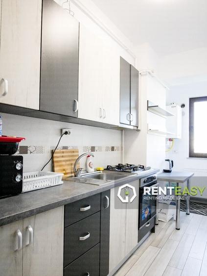 Apartament cu 2 camere decomandat în Centru Civic