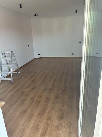Apartament cu 2 camere semidecomandat, mobilat în Moșilor