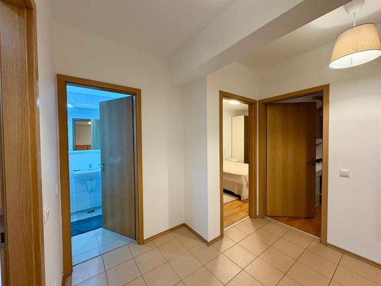 Apartament cu 3 camere decomandat în Dristor