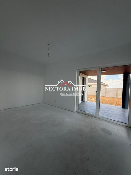 Casă cu 4 camere cu Teren 526 Mp în Central