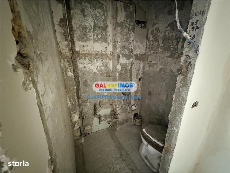 Apartament cu 4 camere decomandat în Vest