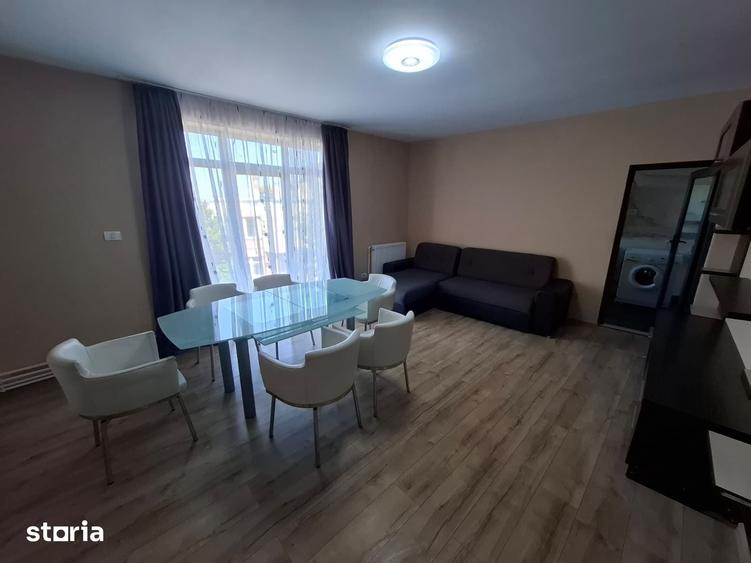 Apartament cu 3 camere în Pârneava