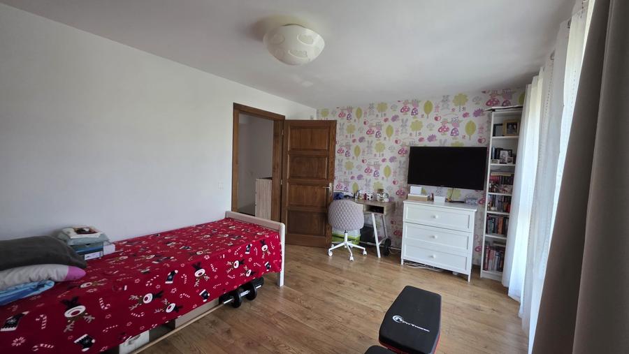 Duplex cu 3 camere cu Canalizare în Dumbrăvița