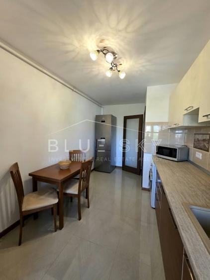 Apartament cu 2 camere decomandat, mobilat în City Park Mall