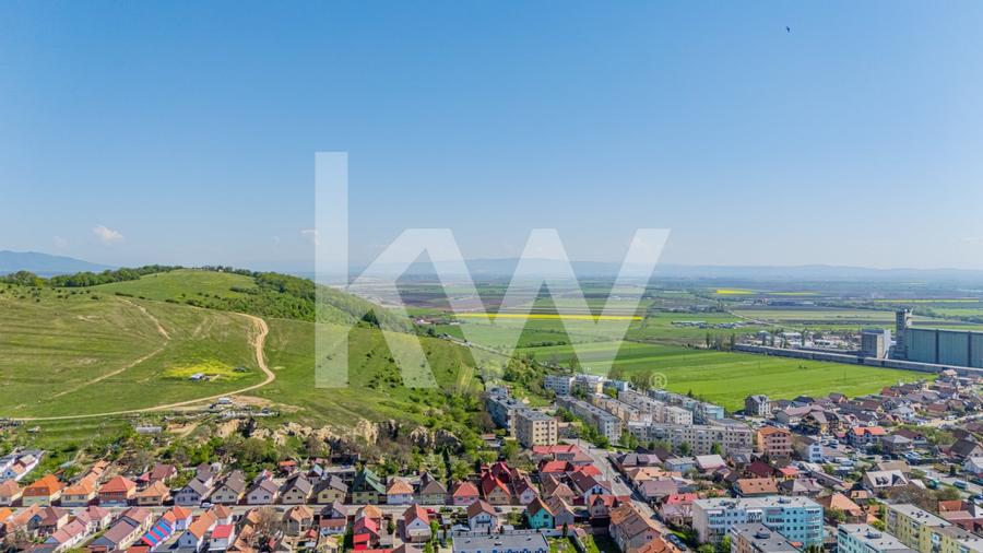 Casă individuală cu 3 camere cu Canalizare în Codlea
