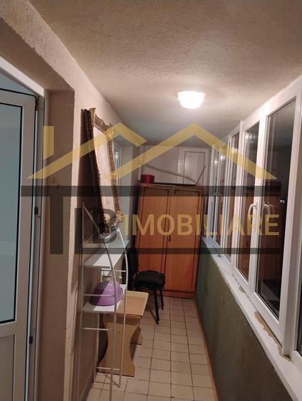 Apartament cu 2 camere decomandat în Tudor
