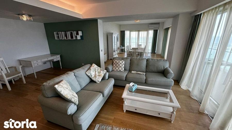 Apartament cu 5 camere în Faleza Nord