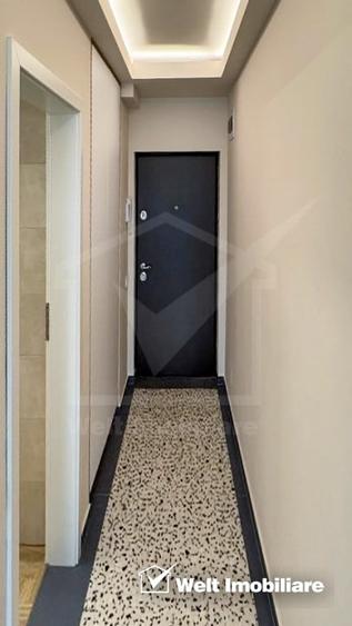 Apartament cu 3 camere semidecomandat, mobilat în Între Lacuri