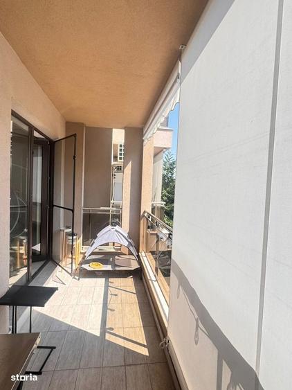 Apartament cu 3 camere, mobilat în Central