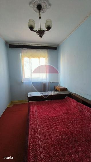 Apartament cu 3 camere decomandat în Micro 17