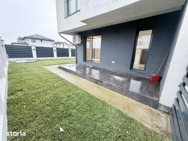 Casă cu 5 camere cu Teren 242 Mp în Glina