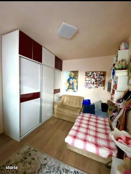 Apartament cu 2 camere, semidecomandat, 40 mp, 14 MAI - 4