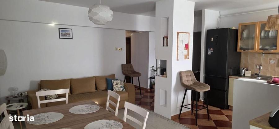 Apartament cu 2 camere semidecomandat în Central