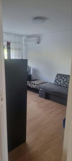Apartament cu 3 camere decomandat în Orizont