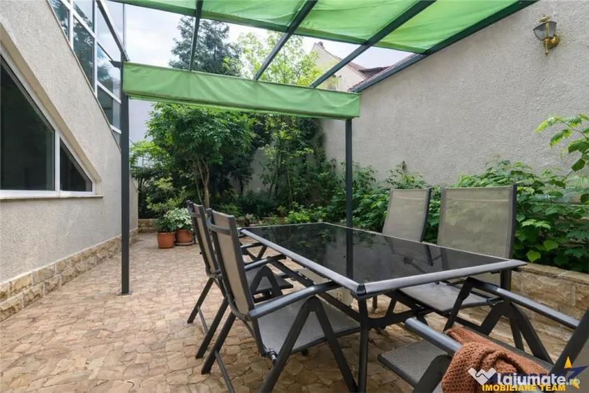 Spațiu comercial, de 315 mp, în Ultracentral