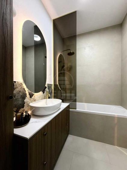 Apartament cu 2 camere semidecomandat în Florești