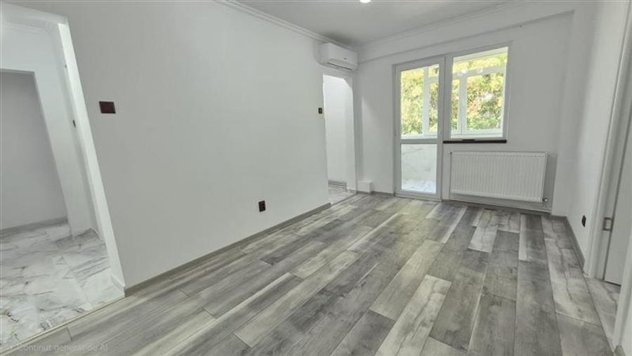 Apartament cu 3 camere semidecomandat în Tătărași