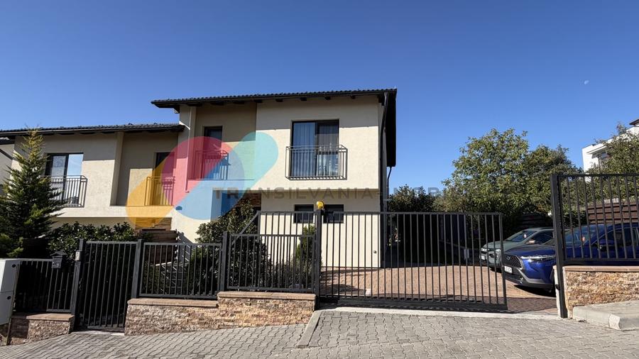Duplex cu 4 camere cu Canalizare în Dâmbul Rotund