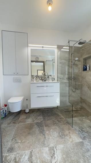 Duplex cu 4 camere cu Canalizare în Dâmbul Rotund