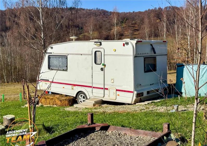 Teren de 682 mp, în Nord