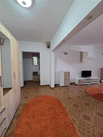 Apartament cu 2 camere circular în Tătărași