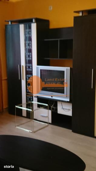 Apartament cu 3 camere în Grivița