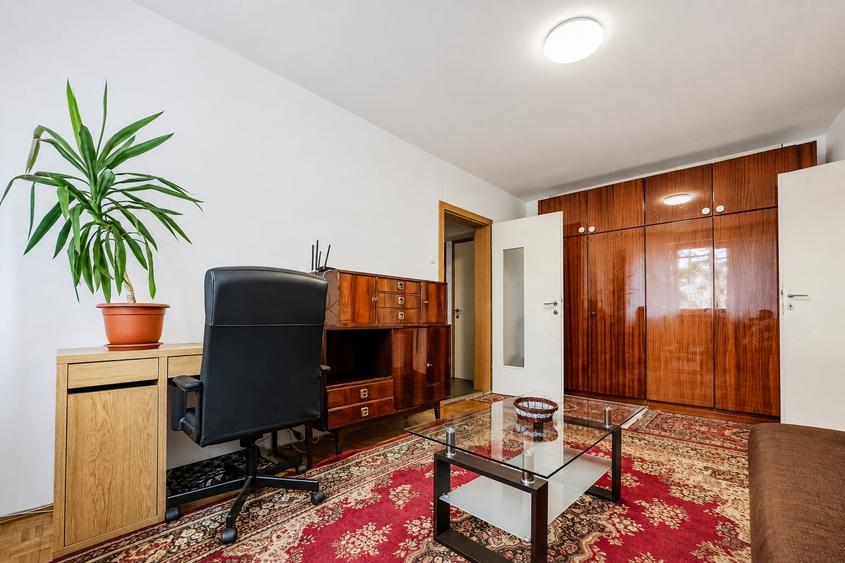 Apartament cu 2 camere semidecomandat, mobilat în Gheorgheni