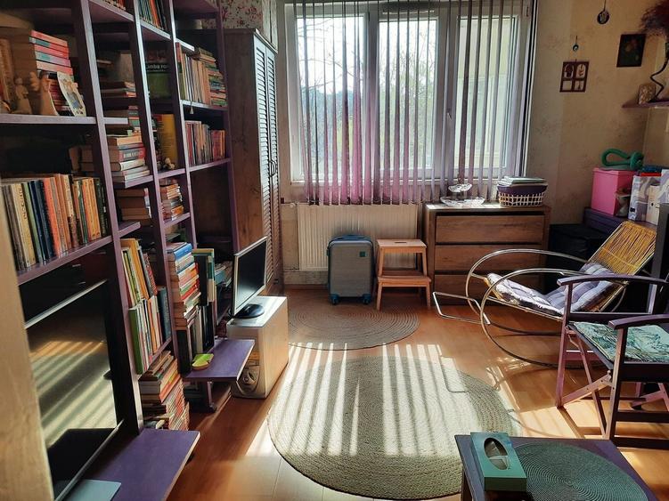 Apartament cu 2 camere decomandat în Titan — fotografia 1