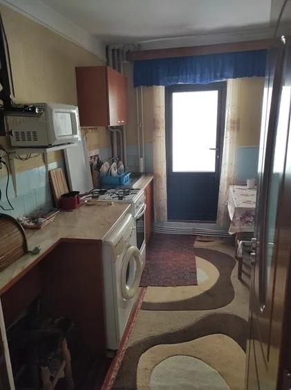Apartament cu 2 camere decomandat, mobilat în Cug
