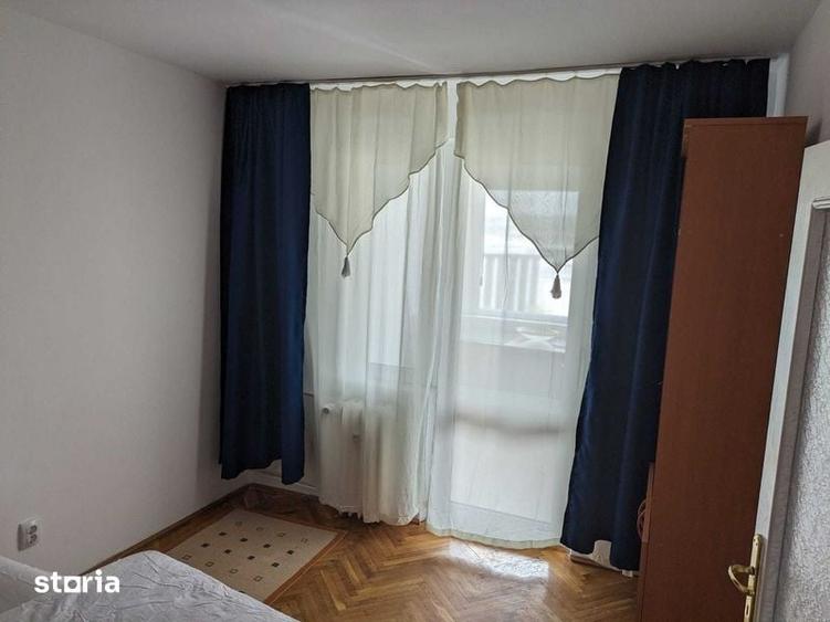 Inchiriez apartament 4 camere zona Nufarul - 8