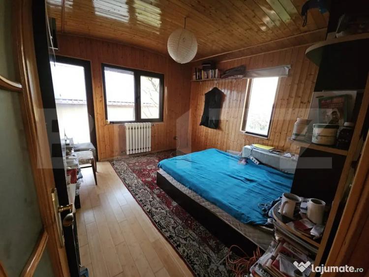 Casă cu 5 camere cu Teren 535 Mp în Valea Adâncă
