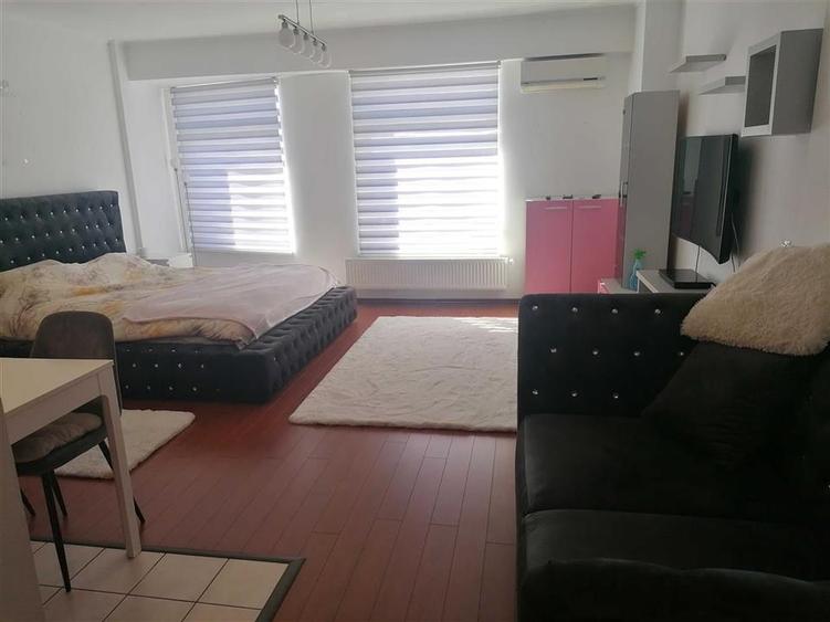 RECO, Apartament de Lux Bloc Luceafarul - 1