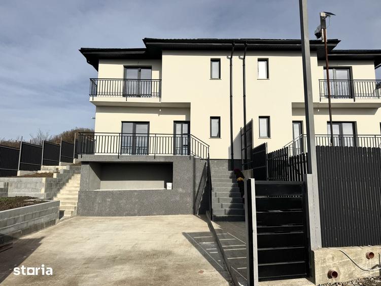 Casă cu 4 camere cu Teren 310 Mp în Valea Lupului