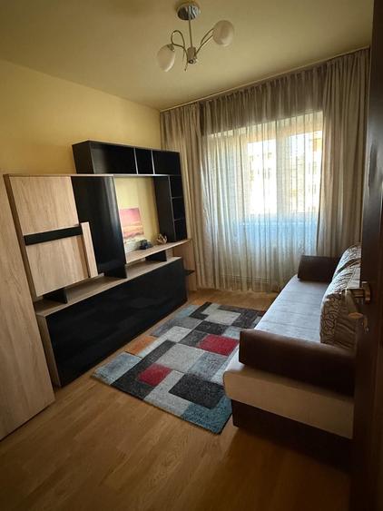 Apartament cu 3 camere decomandat în Mărăști