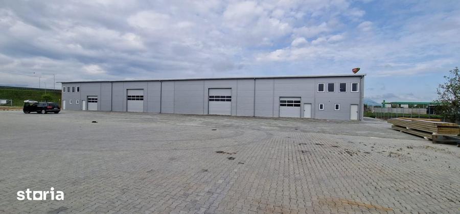 Spațiu comercial, de 600 mp, în Stupini