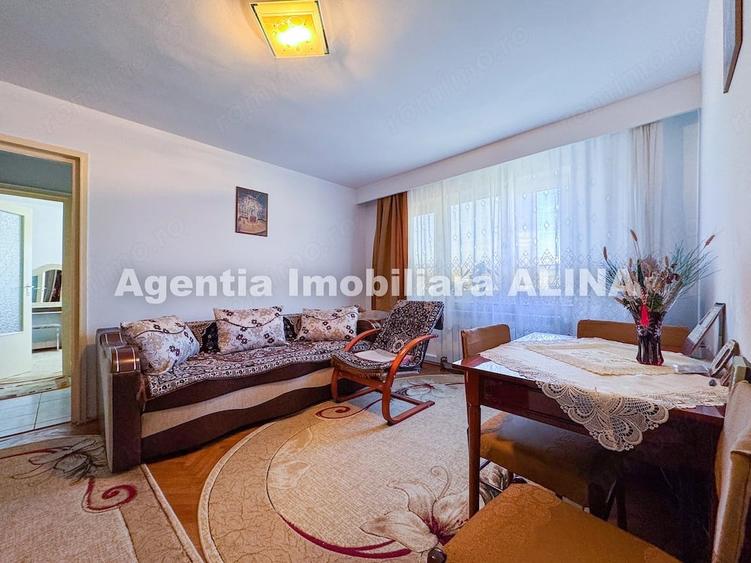 Apartament cu 2 camere semidecomandat în Piața Centrală