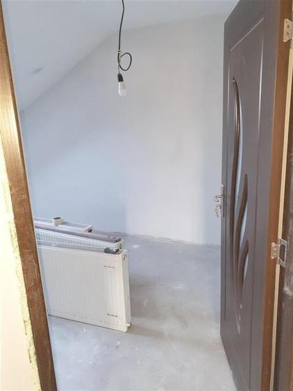 Casă individuală cu 5 camere cu Teren 1480 Mp în Biharia