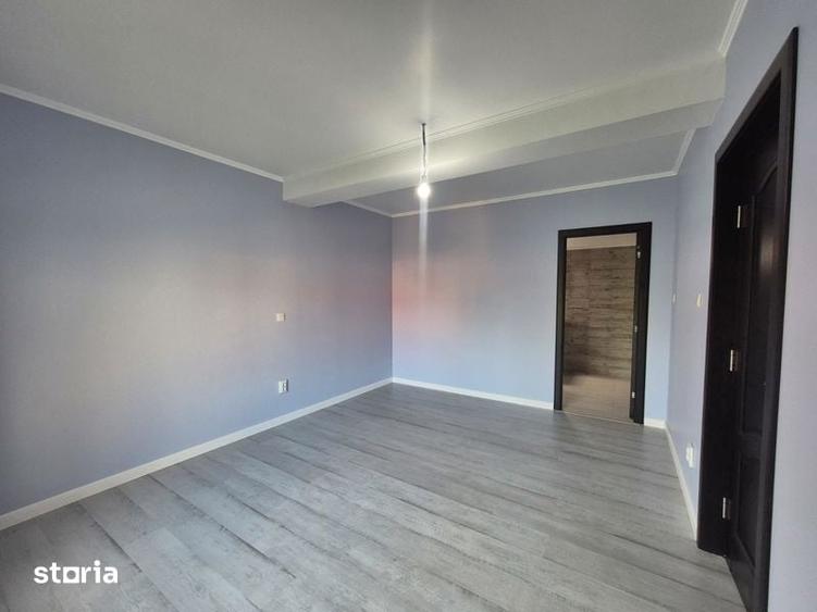 Casă cu 4 camere cu Teren 300 Mp în Central